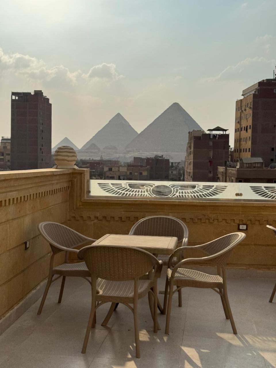 Rihana Pyramids Hotel Nazlet el-Sisi Екстер'єр фото